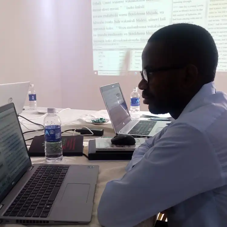 Nsenga Bible translator